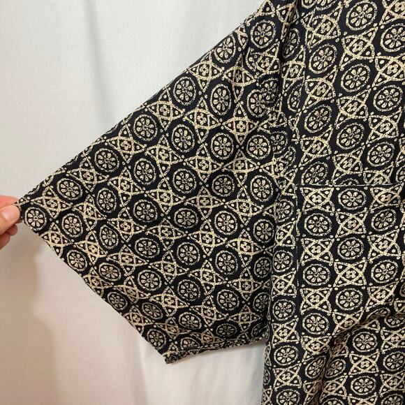 Vintage 90’s Silk Uomo by NAK Geometric Hippie Short Sleeve Button Up Shirt - Picture 6 of 7